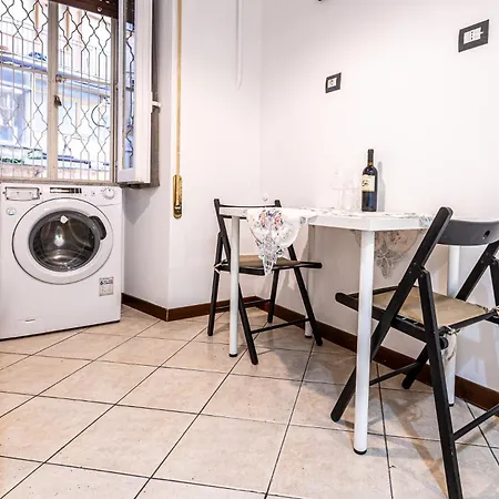 Cozy Saint Peter Apt, Steps From Vatican * רומא